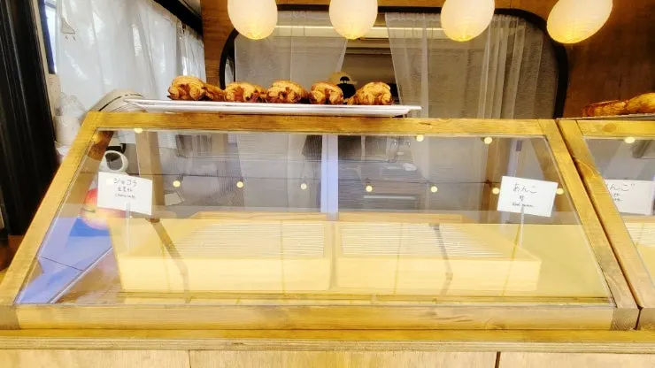 Pies cooling on a wire rack