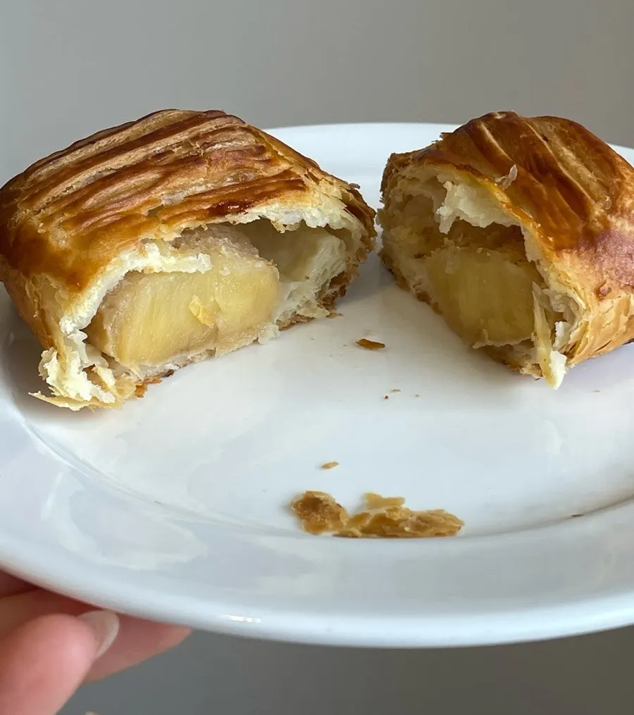 A slice of the clean, not-too-sweet apple pie