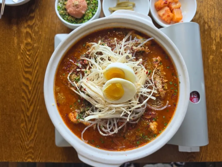 Fusion-style dakbokkeumtang