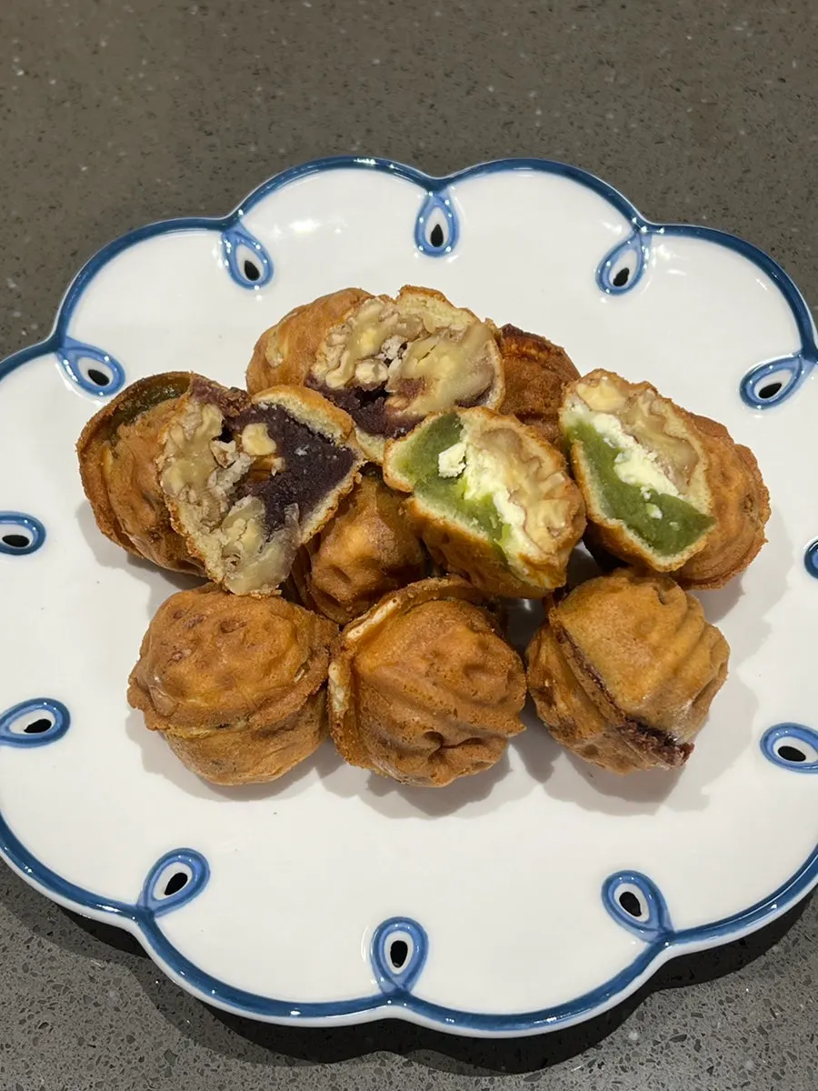 Pea cream cheese and low-sugar red bean paste walnut pastries