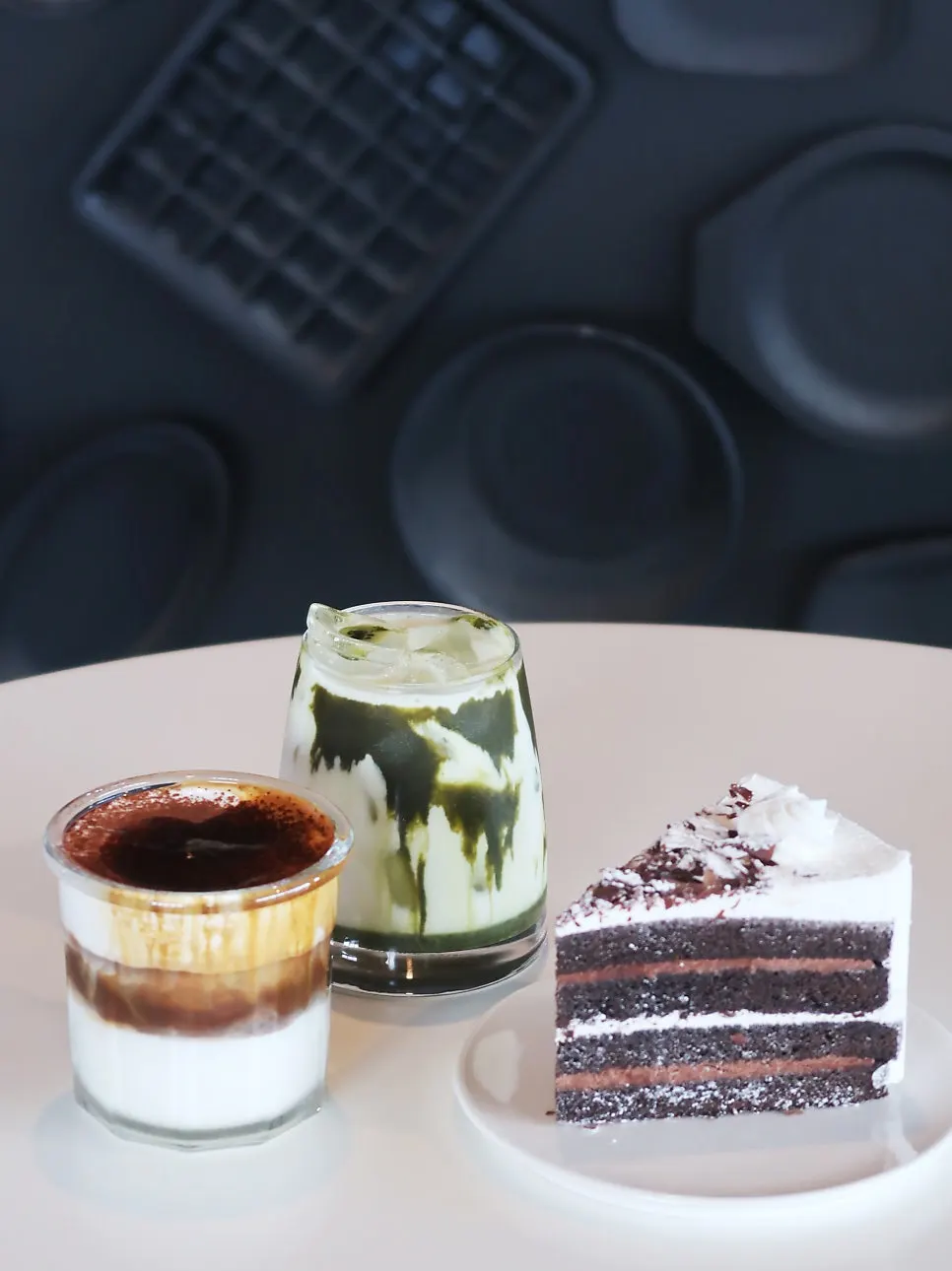 Signature cream latte and matcha latte
