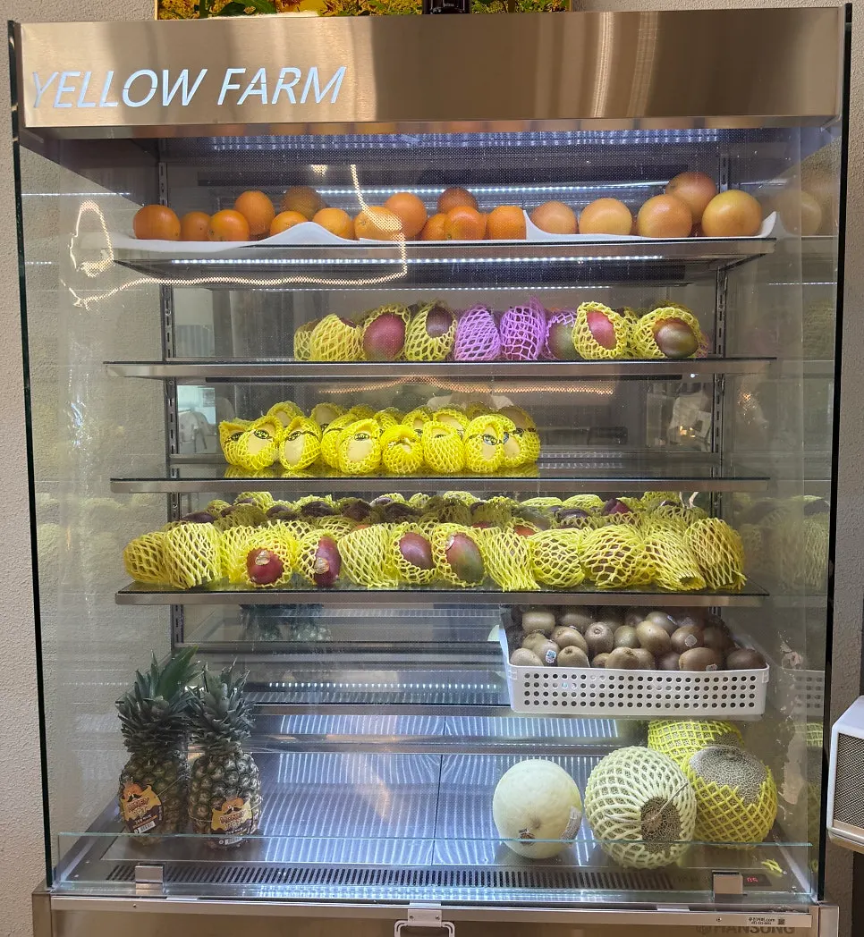 Fruit storage fridge next to the order counter