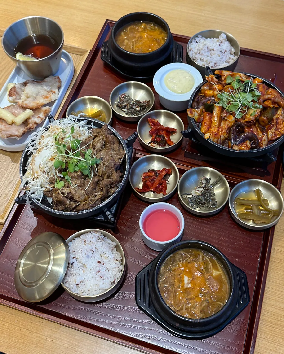 Full spread of stir-fried baby octopus at Cafe Dongi Yeungnam University Art Center Branch