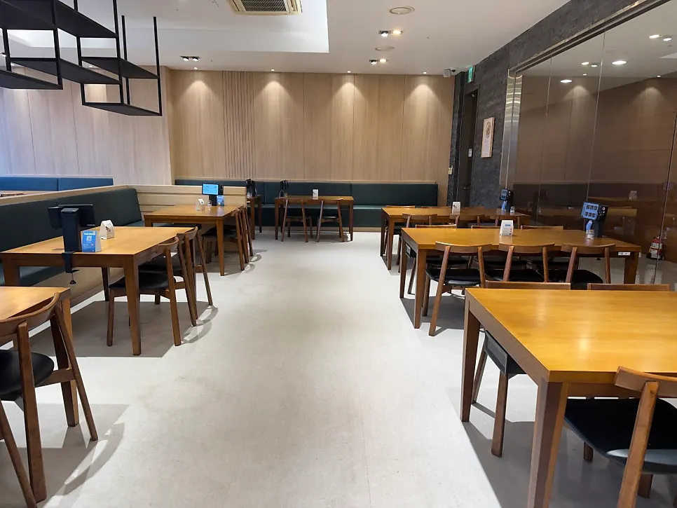 Spacious, comfortable interior of Cafe Dongi