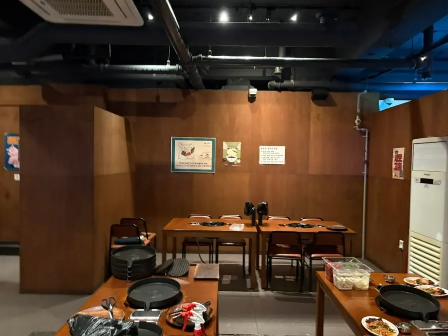꽃돼지식당 경산점 매장 전경