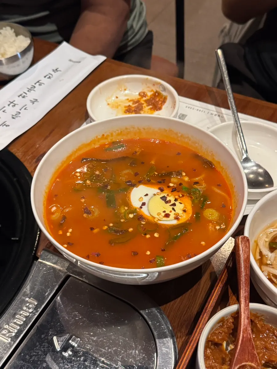 Visit to a samgyeopsal restaurant in Gyeongsan