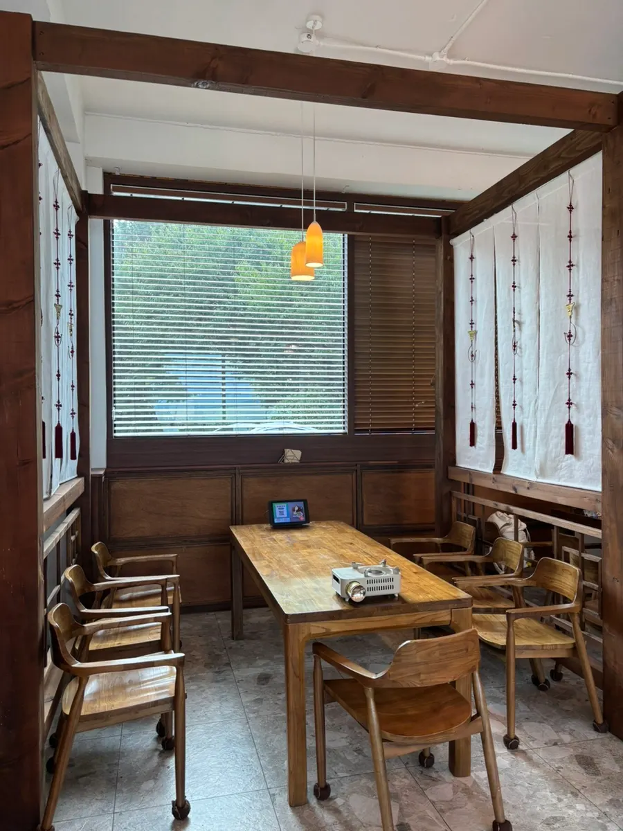 밥을짓다 경산본점 실내 공간
