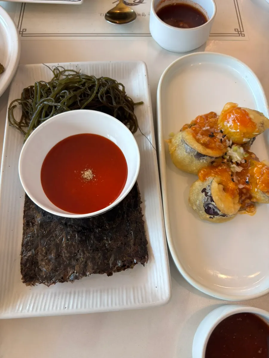 세트에 포함된 전복찜
