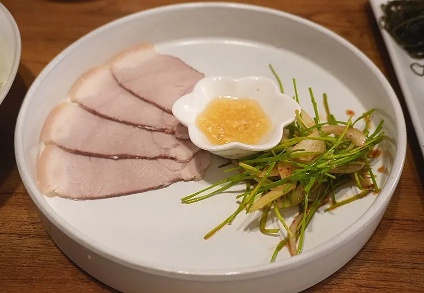 수비드로 조리한 한돈 앞다리살 냉제육