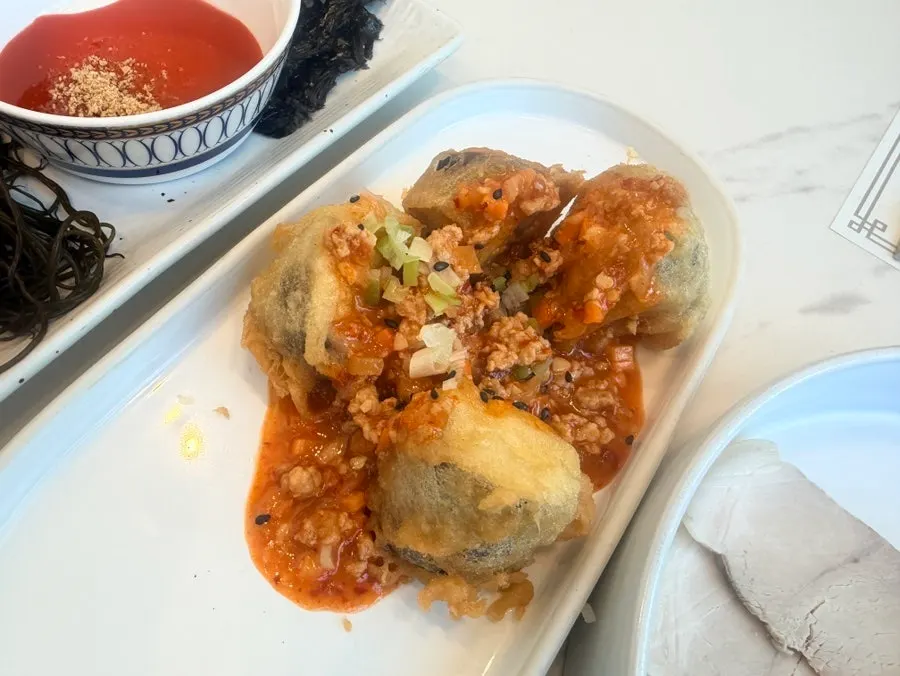 Gosiraegi and laver side dish