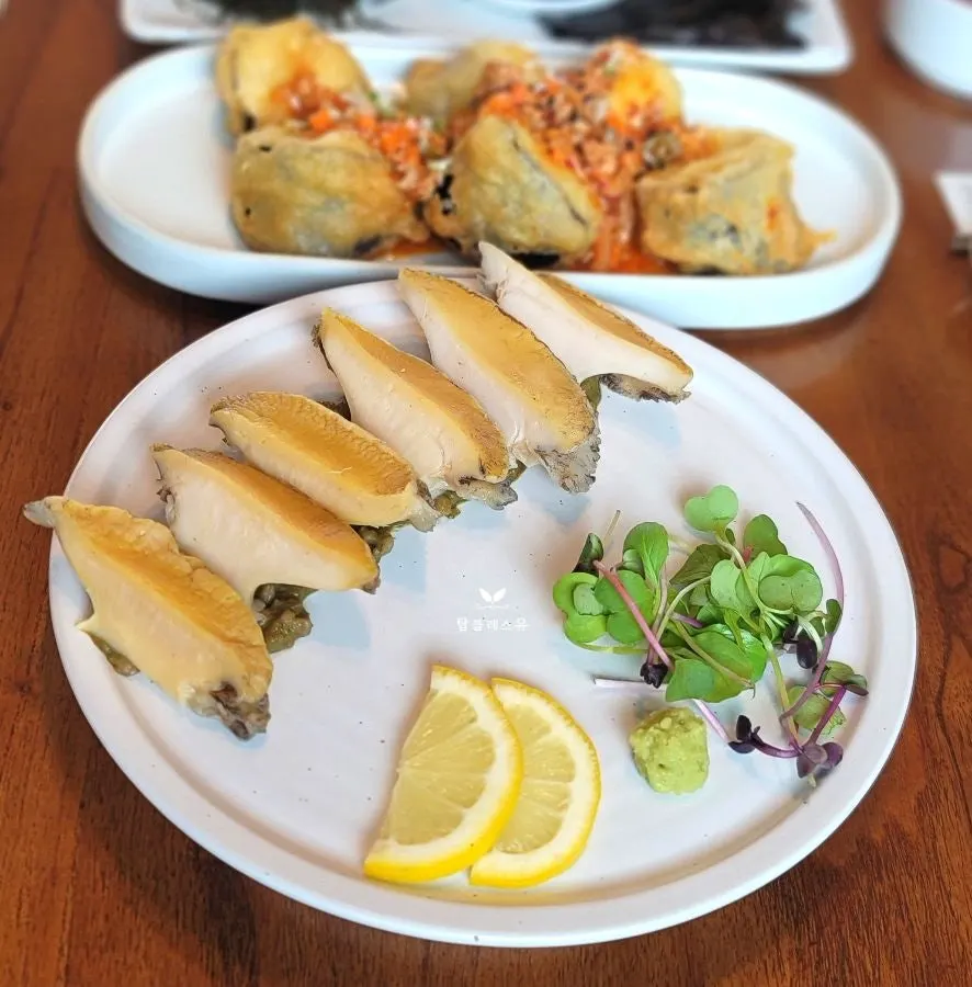 Tender live-abalone dish