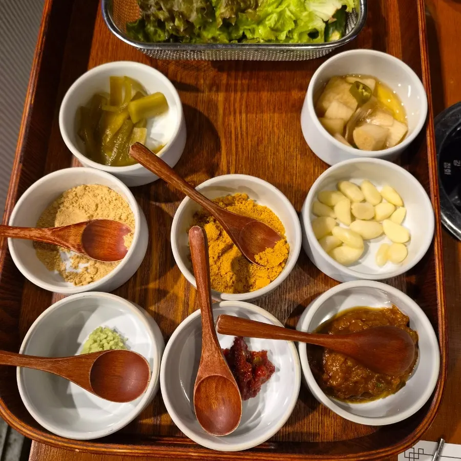 Plate with several kinds of dipping sauces
