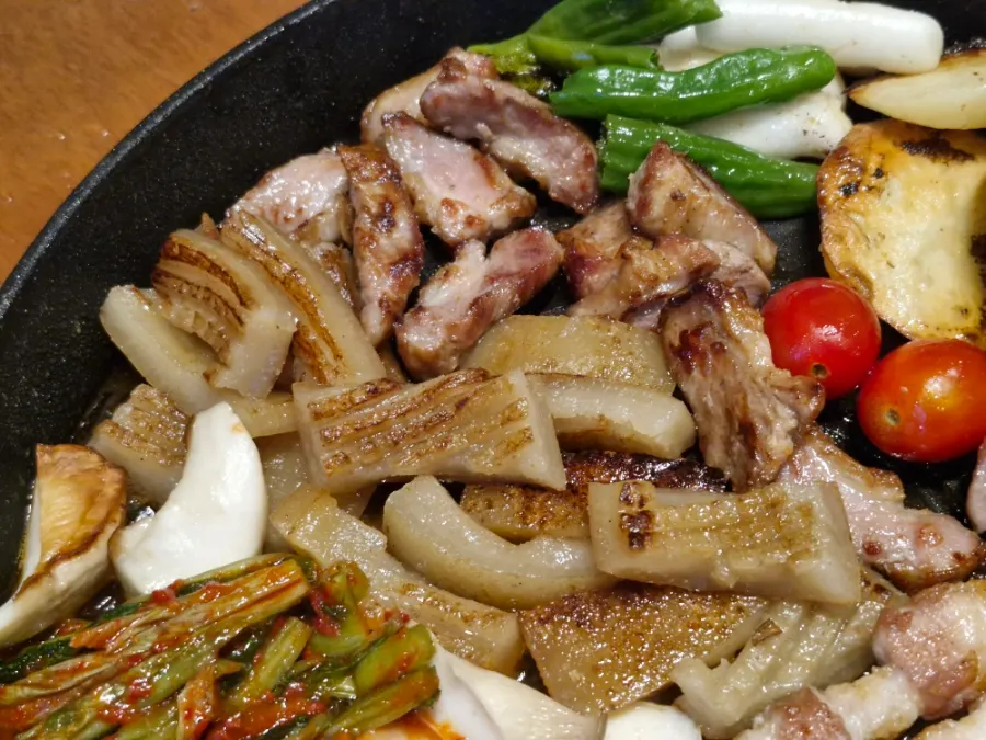 Close-up of the mixed grill meats