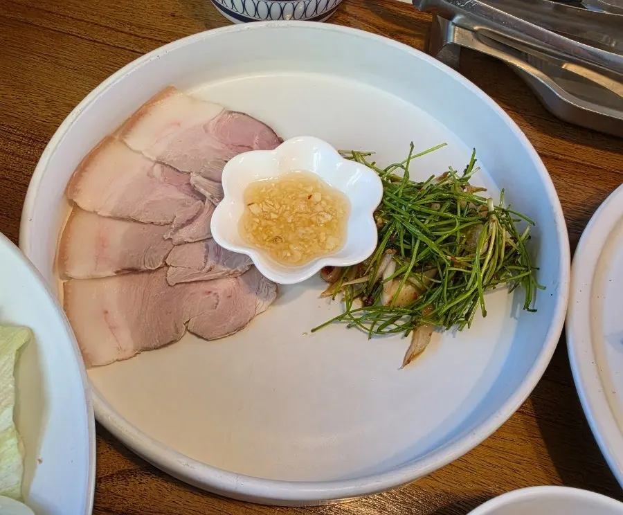 대표 가을과 대표 겨울 두 사람 상차림