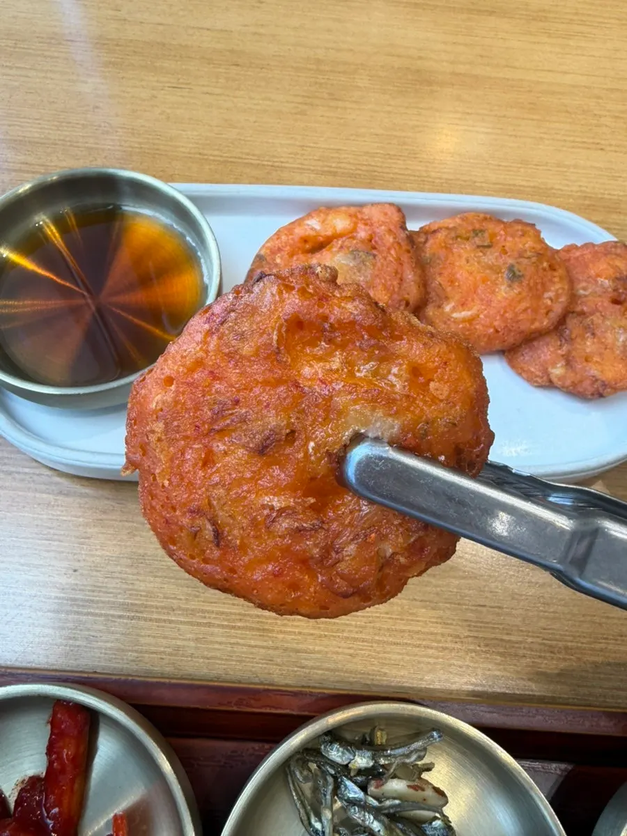 A plate of crispy bite-size kimchijeon