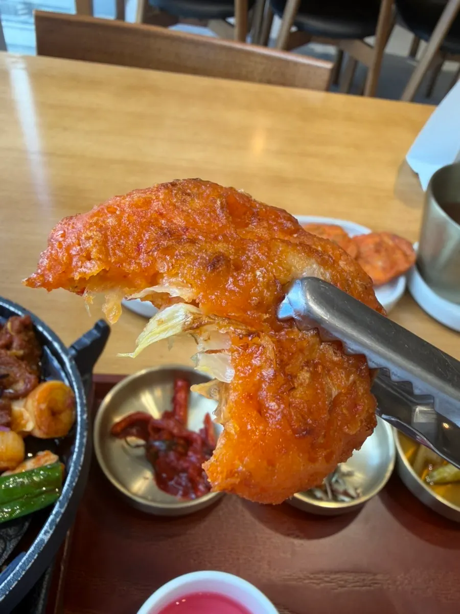 Kimchijeon fried evenly crispy throughout