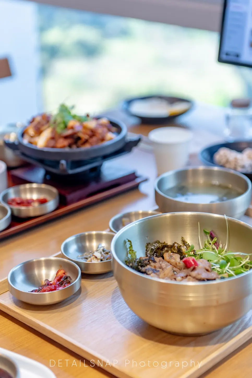 Vertical photo of a Korean set meal at Cafe Dongi Yeungnam University Art Center Branch
