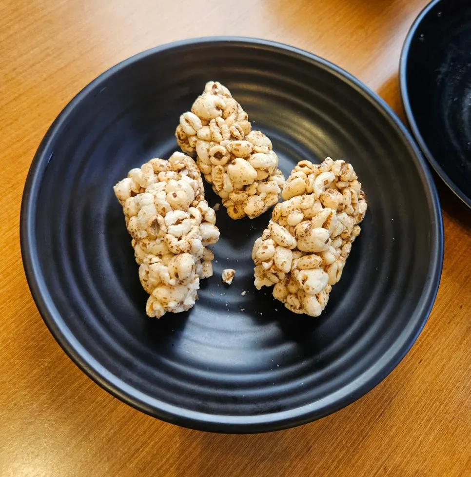 Barley crackers from the self-bar