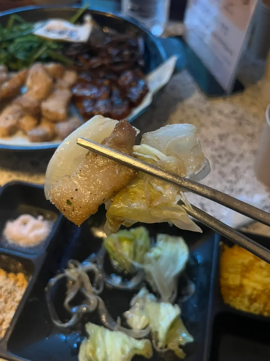 Wanbeoljip's signature sweetly seasoned pork skin