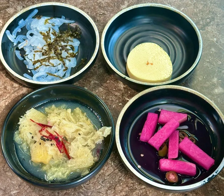 탱글탱글한 계란찜과 청포묵 반찬