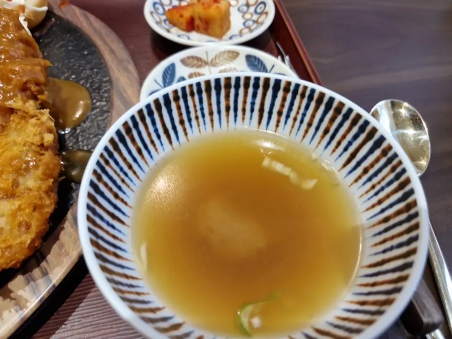 Health-boosting samgyetang set with ginkgo, ginseng sprouts, and jujubes