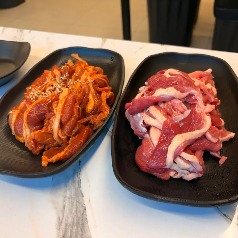숯불에 함께 올린 고구마