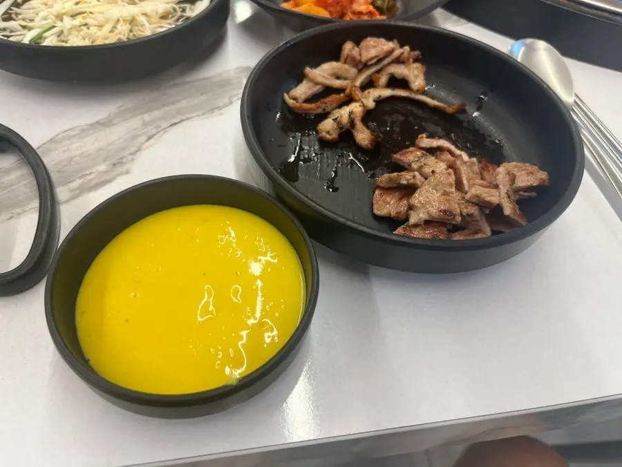 노릇하게 익은 생오리숯불구이