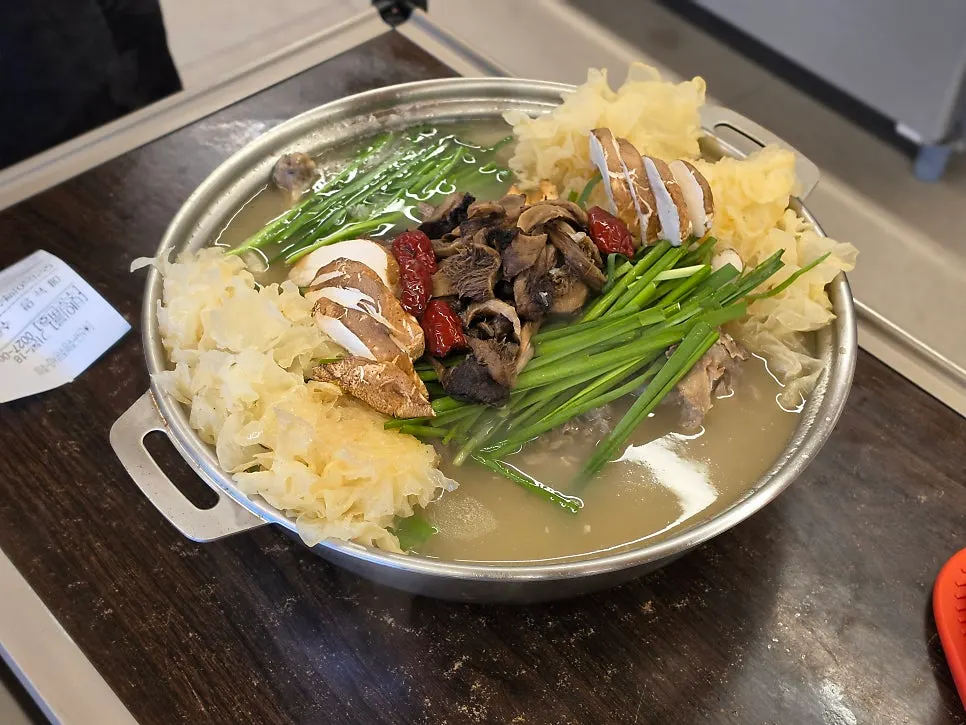 가나안덕 오리능이백숙 메인 메뉴