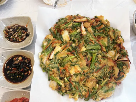 Seafood scallion pancake with plenty of seafood