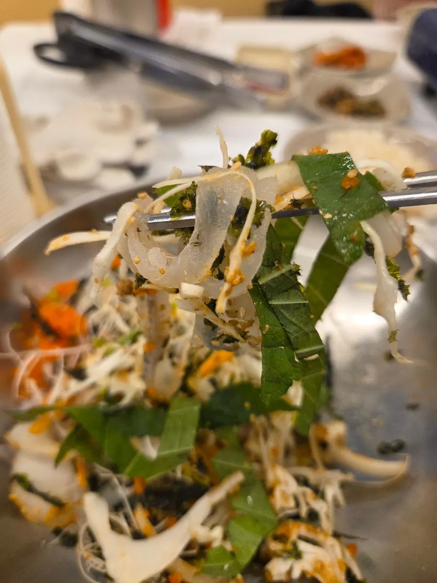 Close-up of the raw fish in the rice bowl
