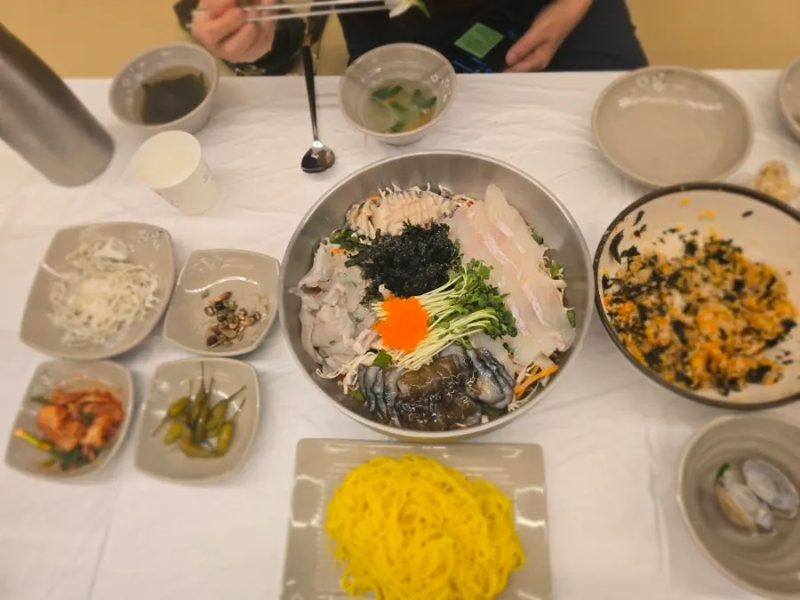 주문한 날치알 주먹밥 재료