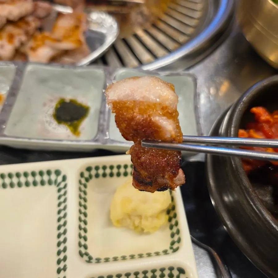 Charcoal-grilled meal near Gyodae Station