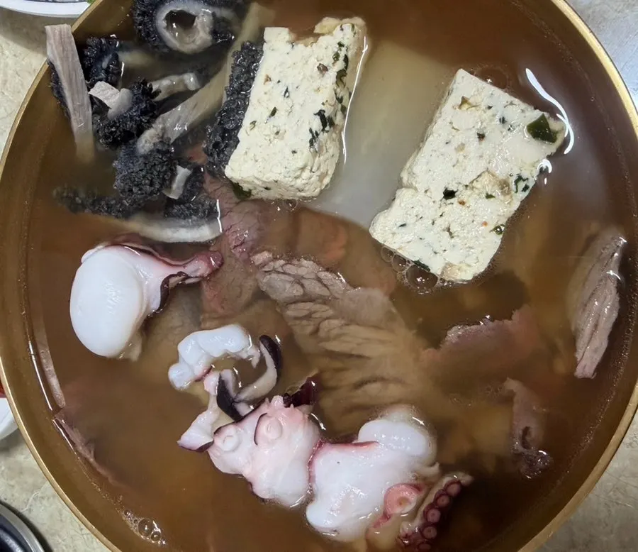 Generously mixed yangjangpi