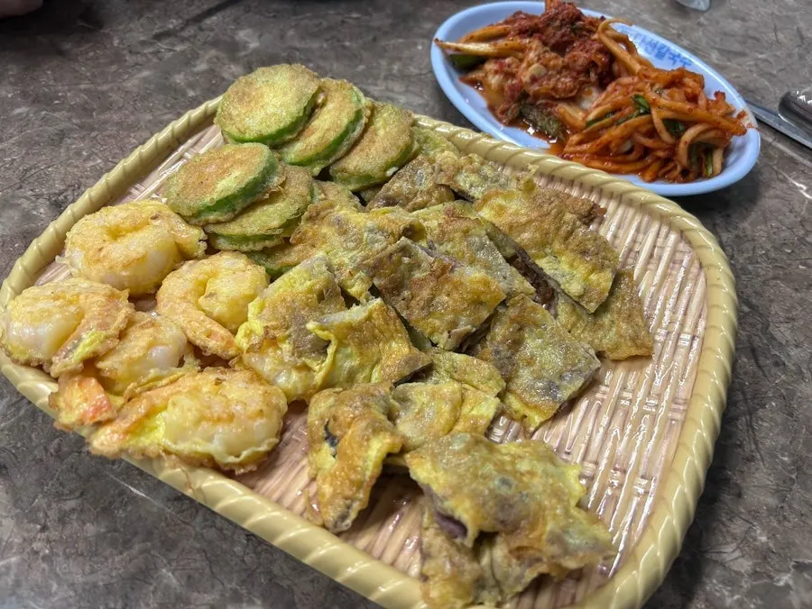 칼국수 전 비벼 먹는 보리밥