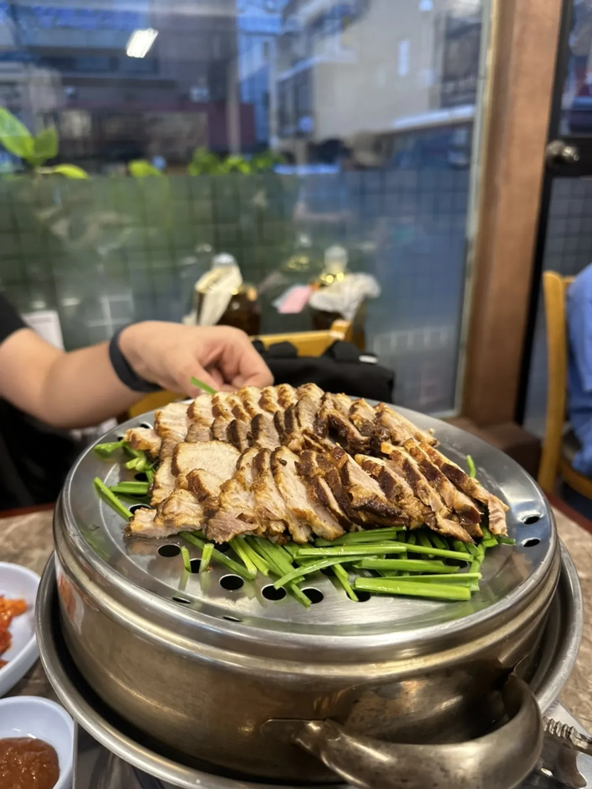 A plate of bossam (250g) with side dishes