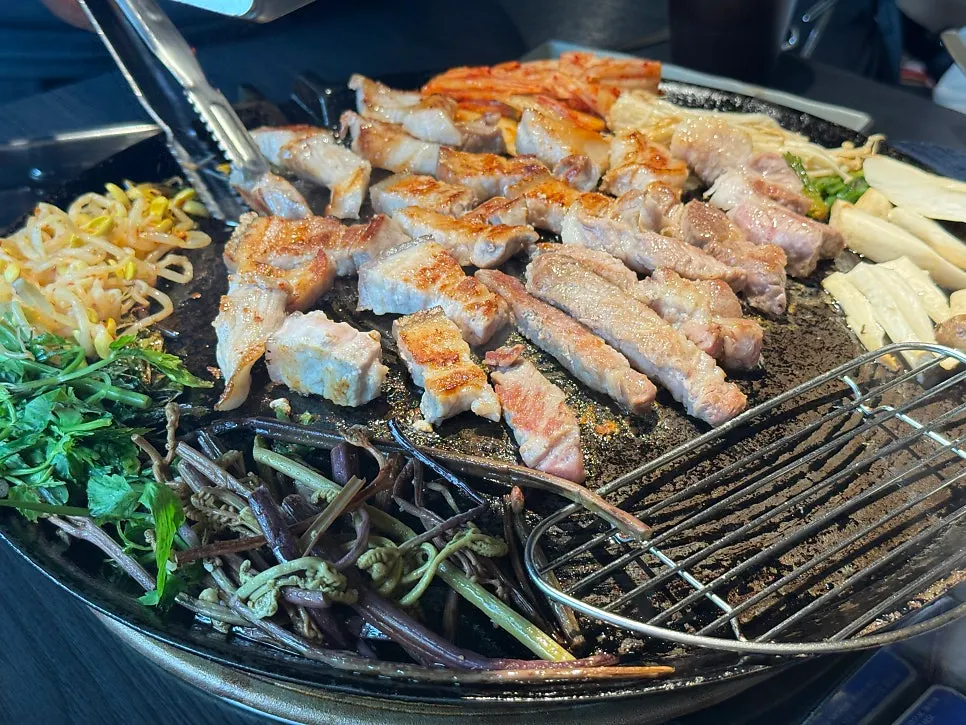 A Gyodae Station restaurant visited after a weekend family outing