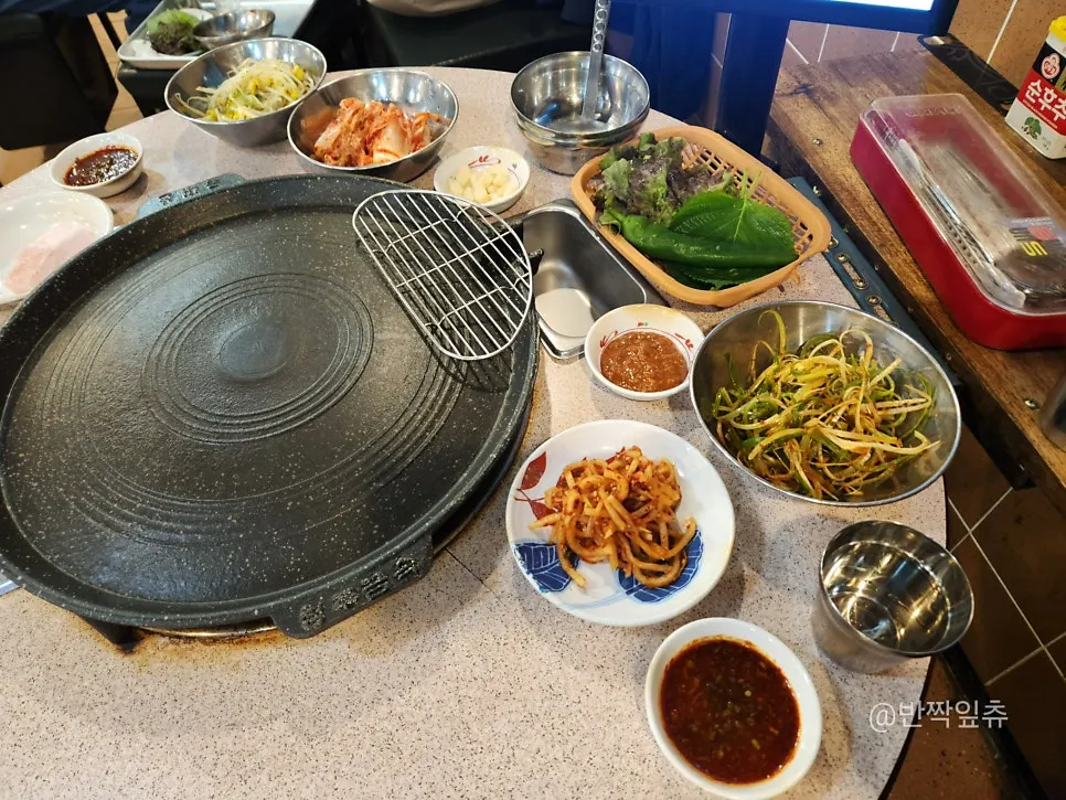 교대패 기본 밑반찬 한 상
