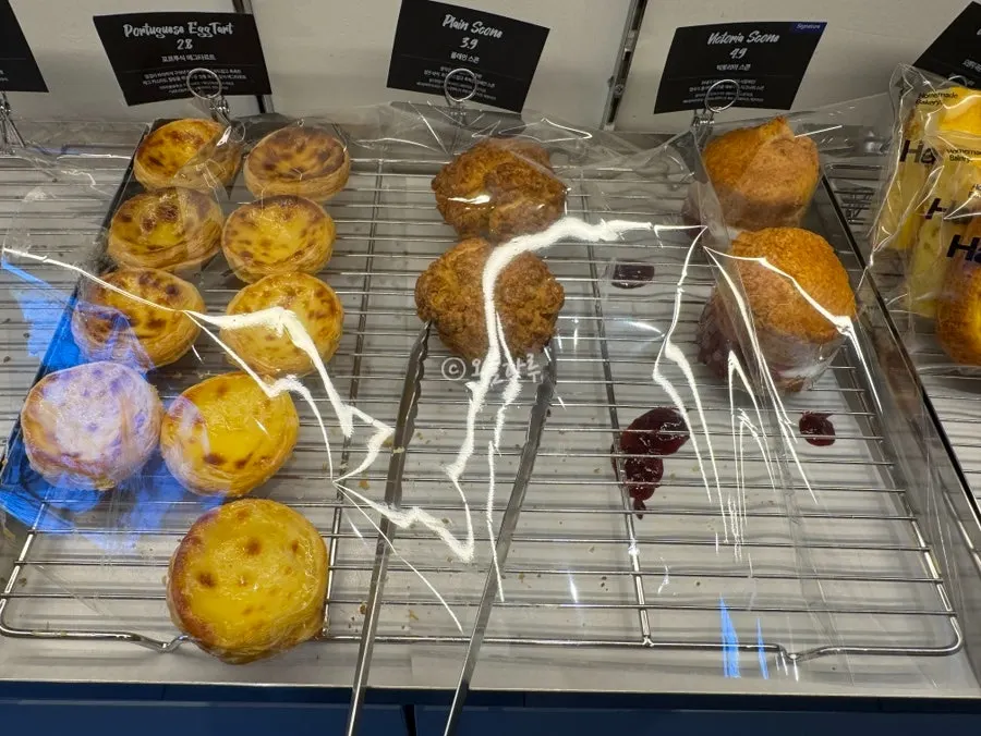 Babka and salt bread chosen at the café