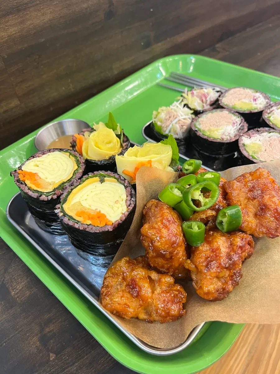 속이 꽉 찬 진도대파참치김밥 단면