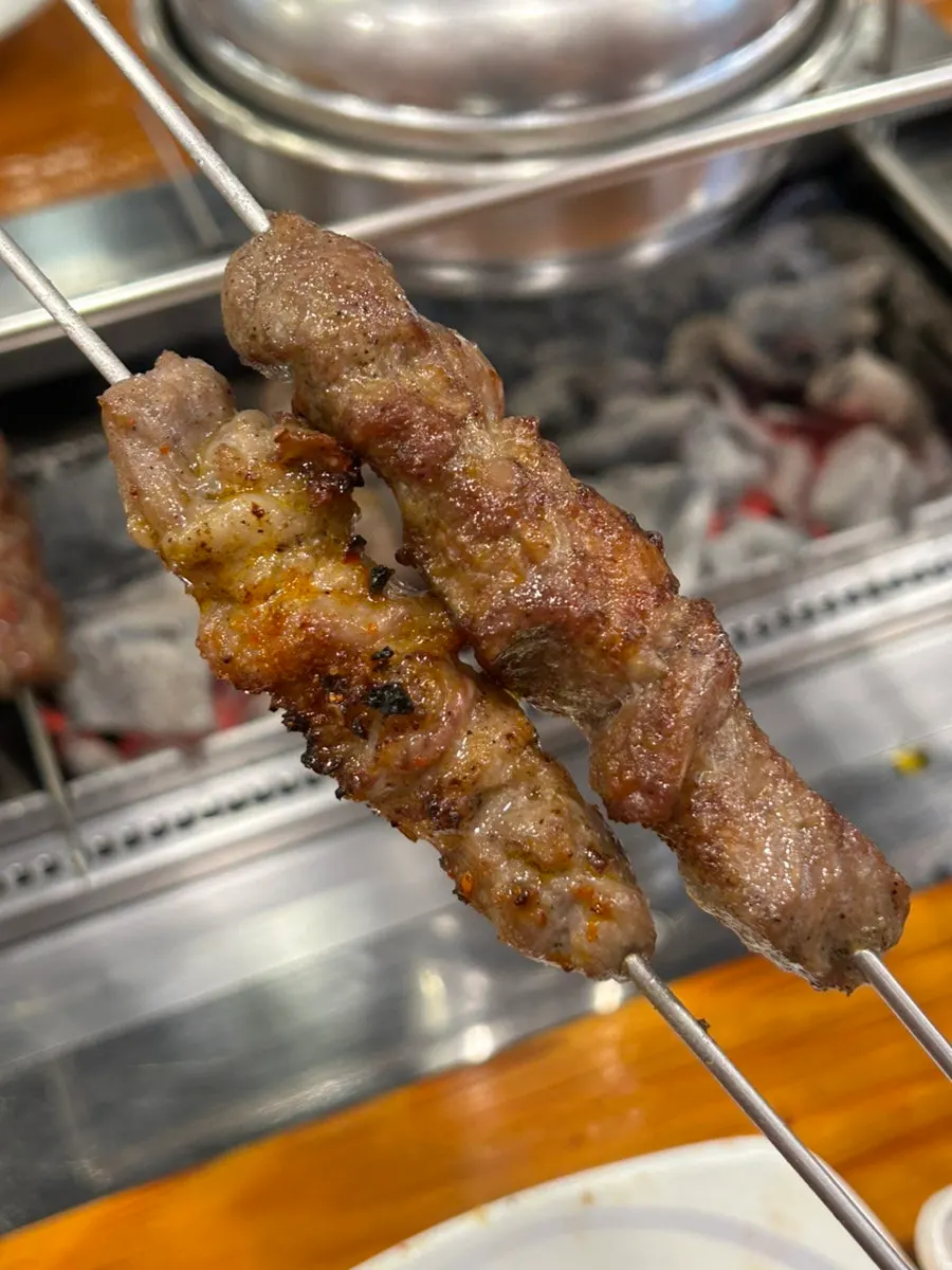 Ordered lamb sirloin skewers and lamb skewers