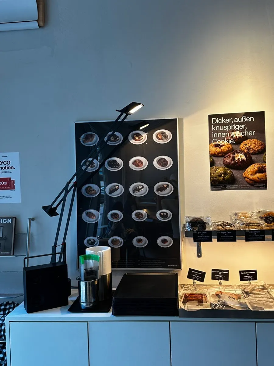 店内のラ・マルゾッコ製エスプレッソマシン