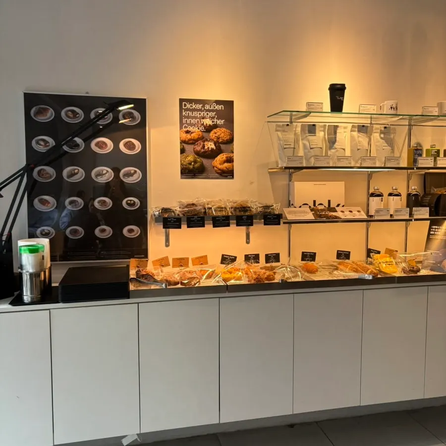 Entrance of Mini Male Gyodae Court Branch café near Gyodae Station