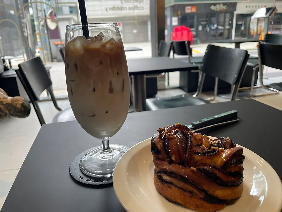 The additionally ordered Helsinki latte