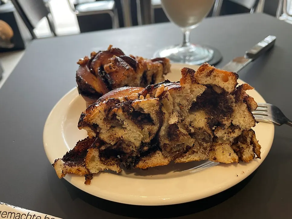 Top cross-section of the original babka