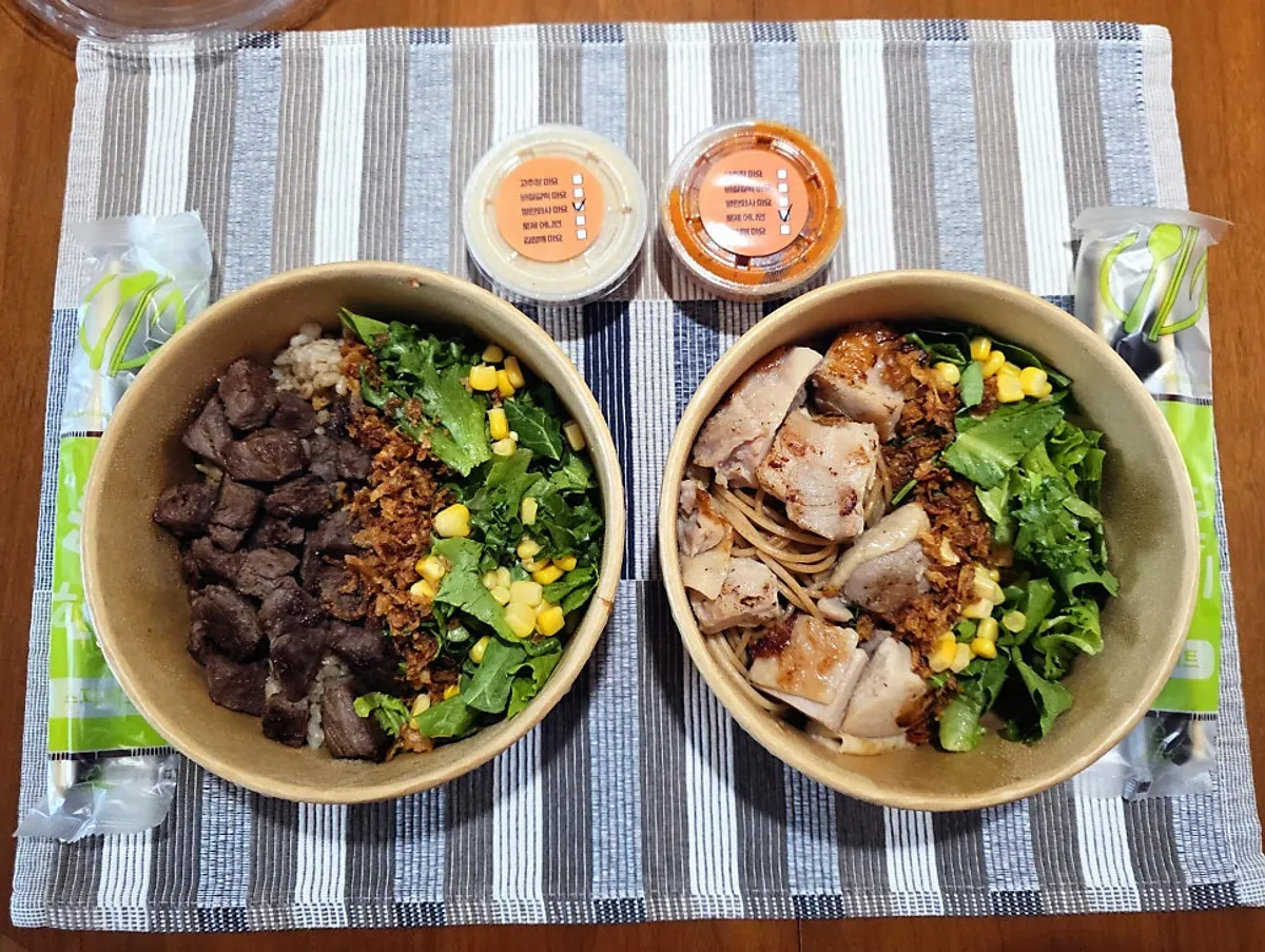 Protein menu takeaway with sauces packed separately