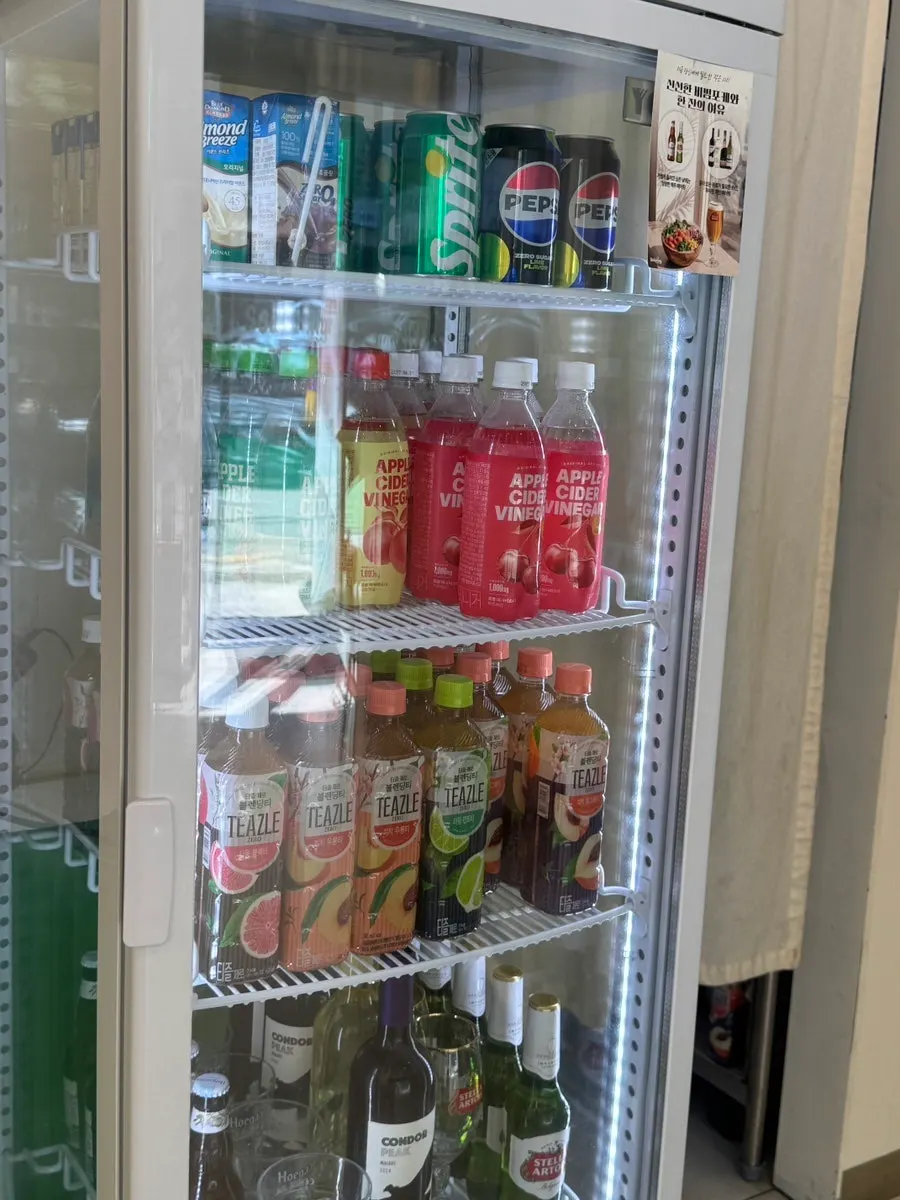 샐러링 교대직영점 식사 마무리 테이블