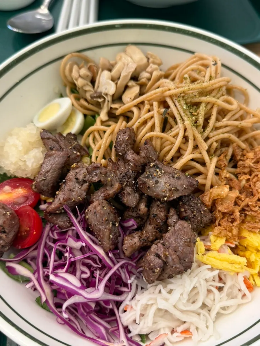 Grilled steak poke with whole wheat pasta