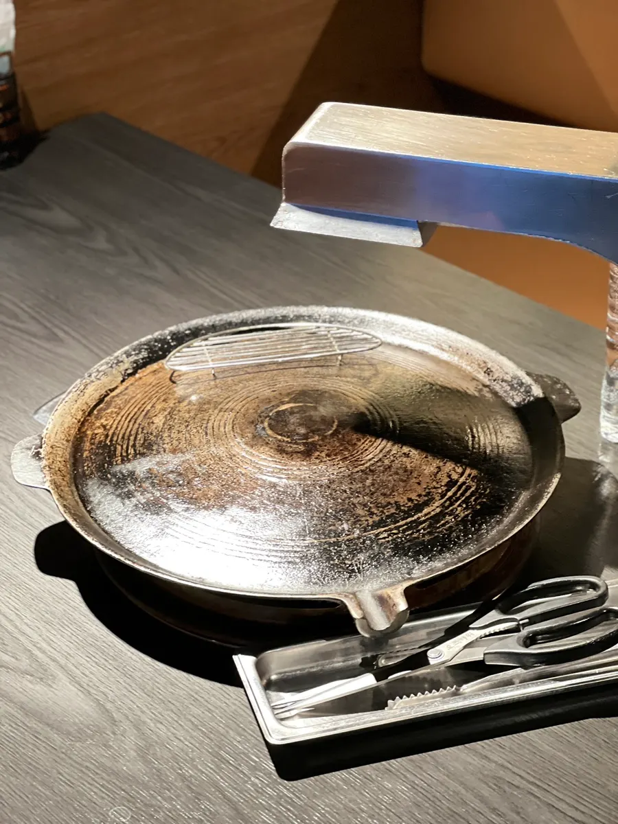 Clean interior of Sodangkkae O-gyeopjip near Gyodae Station