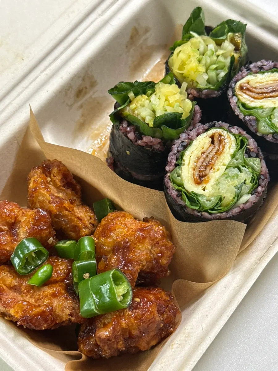 Final look at Halls Gimbap dakgangjeong
