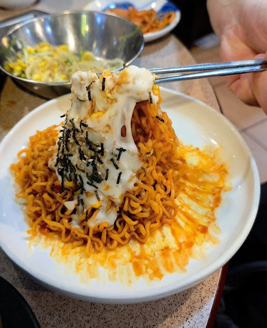 Gyodaepae's sweet buldak noodles